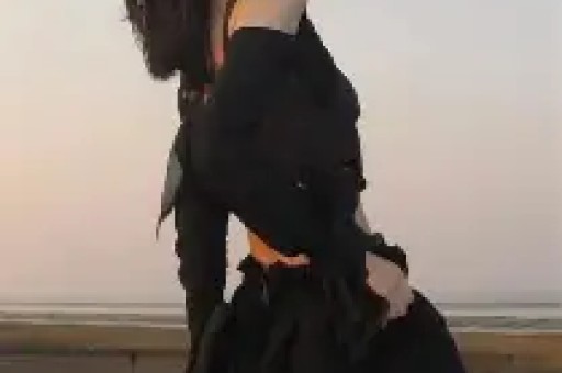 3个瓜！刘晓庆与亲人反目组团去商K女歌手强行侵权个个离谱